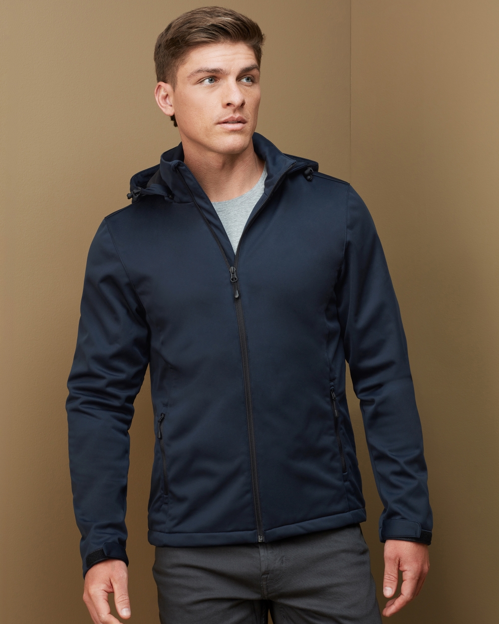 Чоловіча софтшел куртка з капюшоном Lux Softshell Jacket (ST5440)